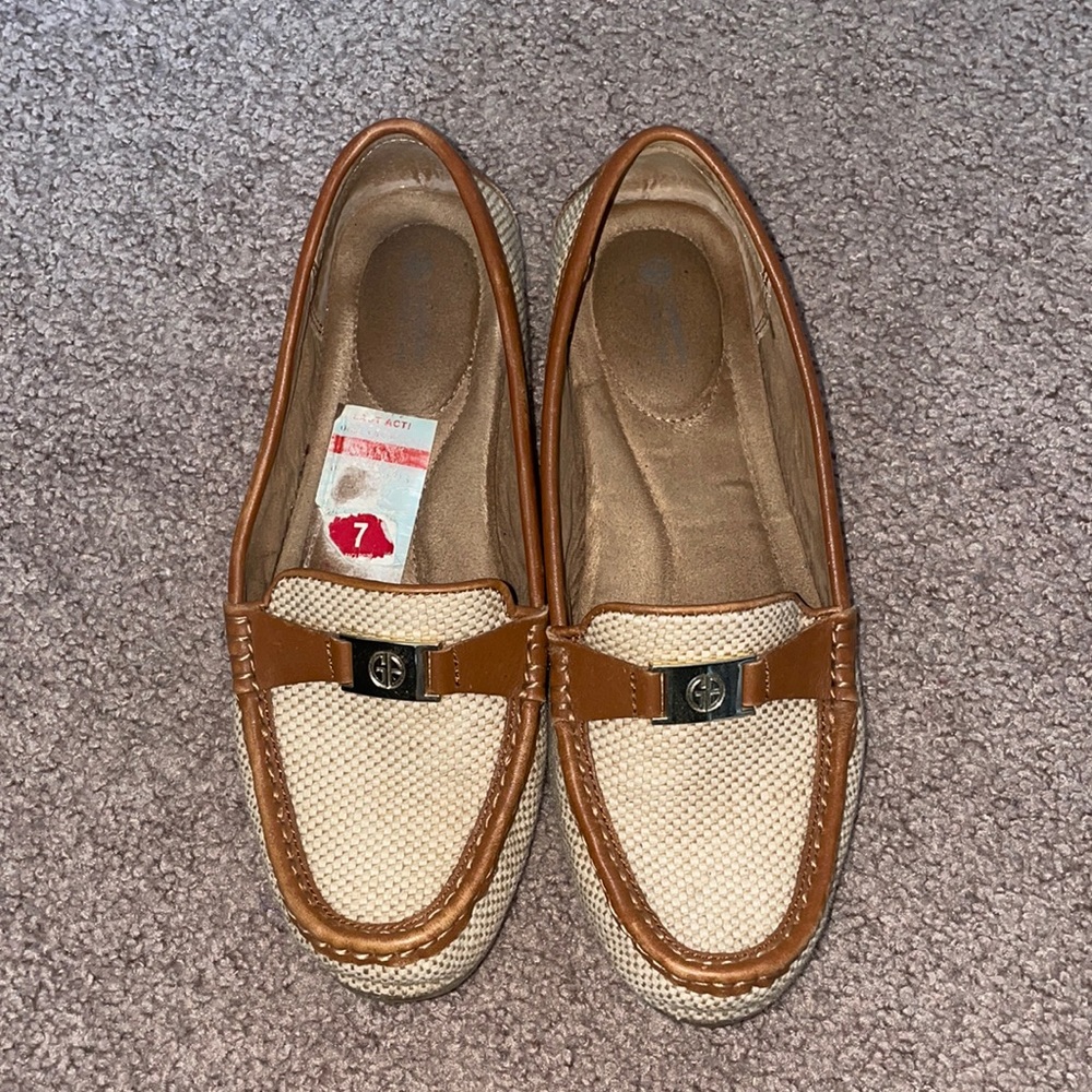 Giani Bernini - Brown Dailyn Memory Foam Loafers - Women’s Size 7